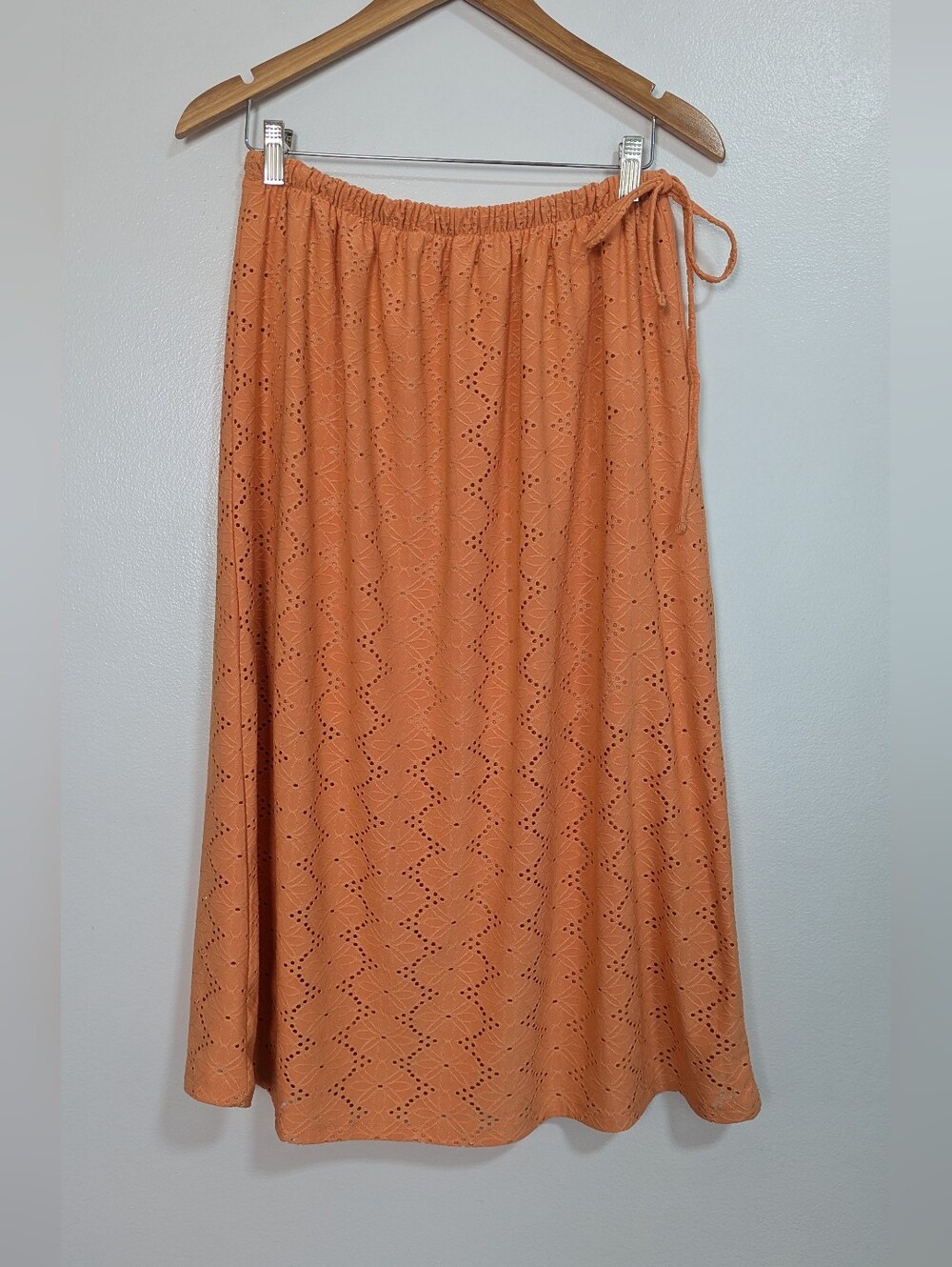 Vero Moda Size XS Orange Floral Eyelet Lace Tie Waist Midi Skirt